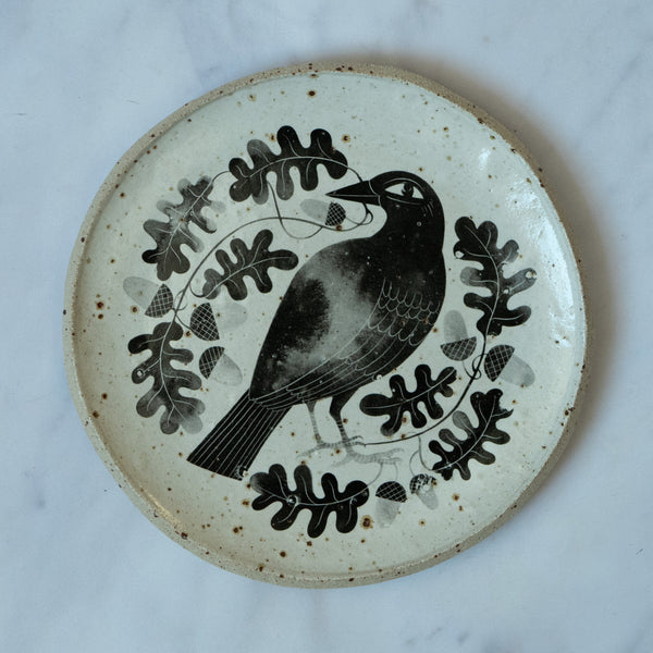 BLACKBIRD & OAK LEAVES CERAMIC PLATE