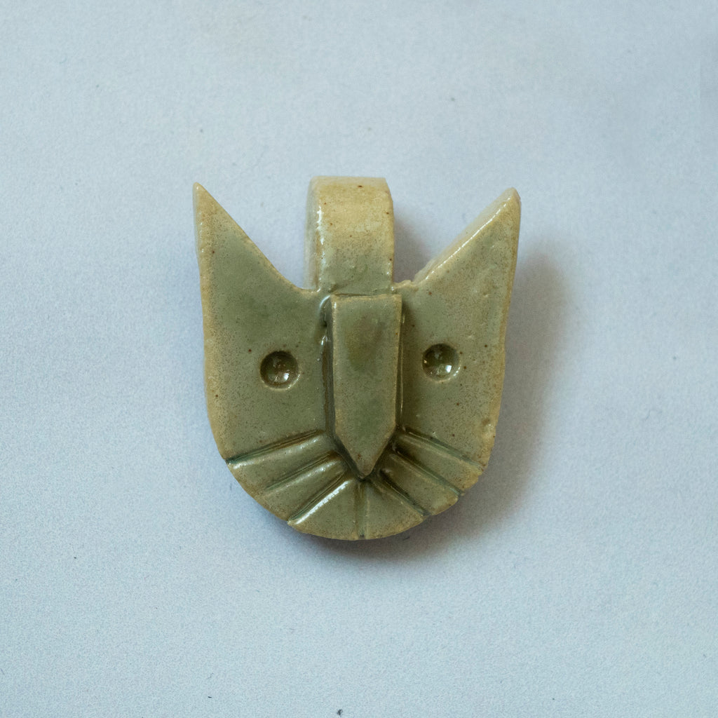 CAT MASK PENDANT (PALE GREEN)