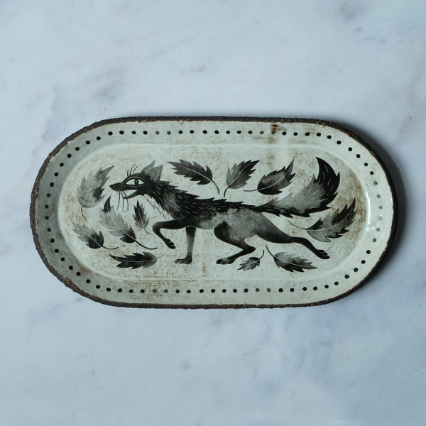 Fox serving plate with leaves